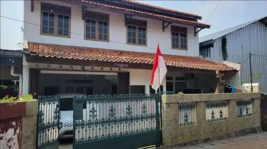 MURAH Rumah Luas 173 Akses 2 Mobil Pondok Kelapa Duren Sawit