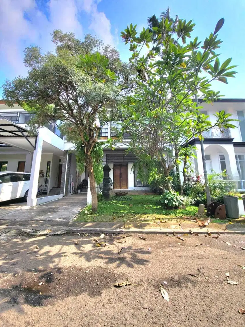 Dijual Rumah Bagus Siap Huni di Emerald Bintaro Jaya
