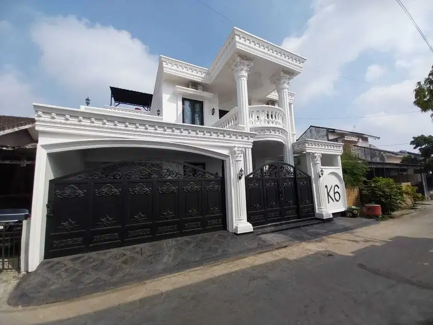 DIJUAL RUMAH MODERN KLASIK KOMPLEK BOUGENVILLE OPI PALEMBANG