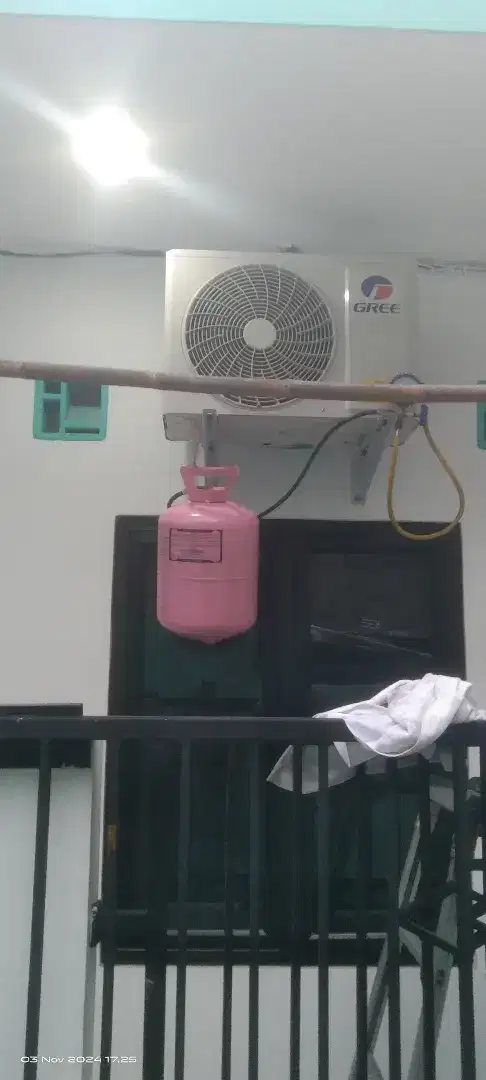 JASA SERVICE AC PANGGILAN BONGKAR PSANG AC KULKAS DAN LAIN NYA
