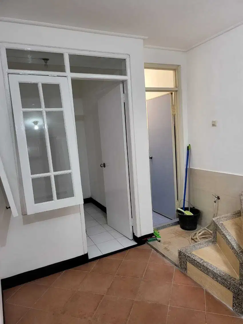 Rumah dijual berlokasi di Pakuwon city clus Taman Mutiara (DT) SbY