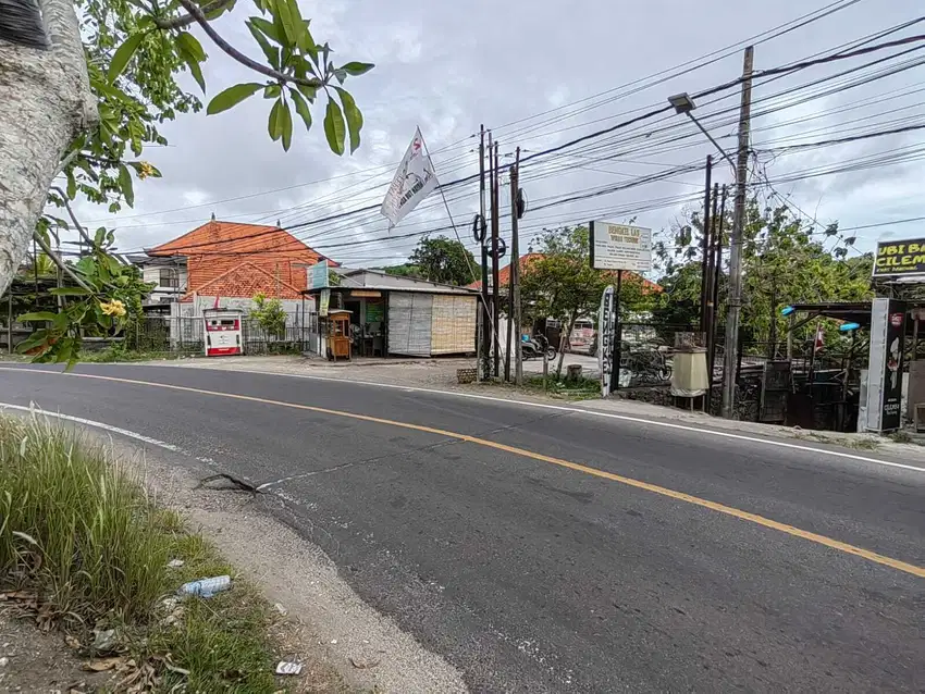 Tanah Murah Jl Raya Uluwatu dekat Pasar Adat Pecatu