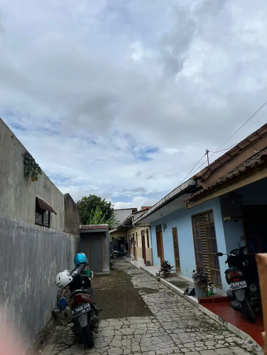 DIJUAL  KONTRAKAN 5 PINTU SIAP HUNI –LOKASI STRATEGIS DI CIMAHI