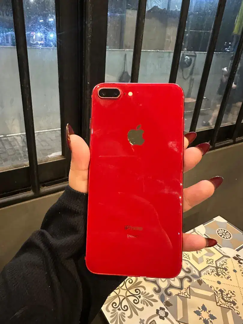 iPhone 8+ 64 GB inter alloperator