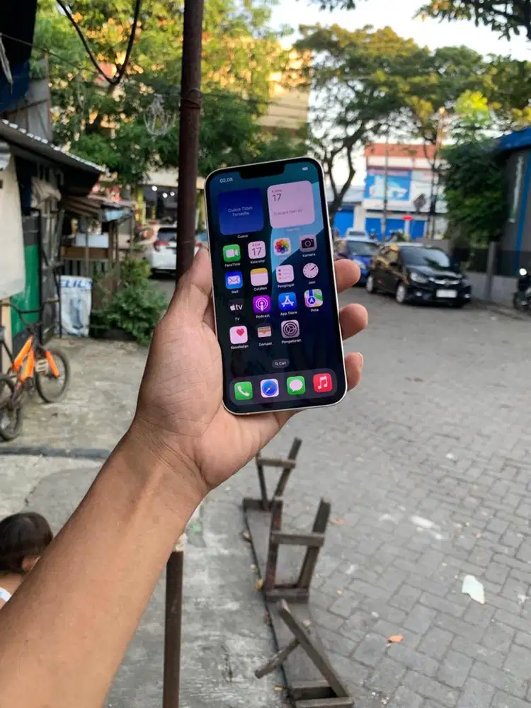 IPHONE 13 BASIC 128GB STARLIGHT IBOX