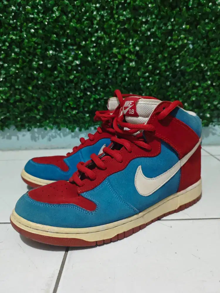 Nike SB Bloody Gum