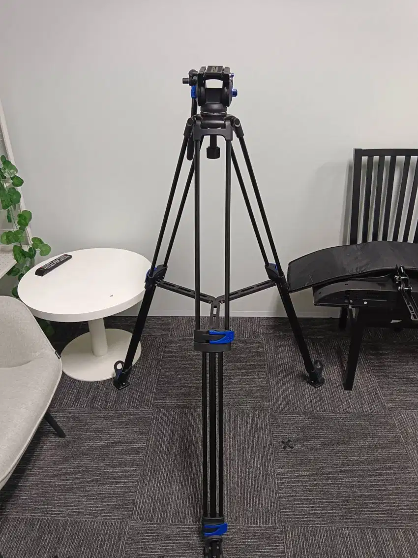Dijual Tripod Camcoder/Camera Takara Hydro B18