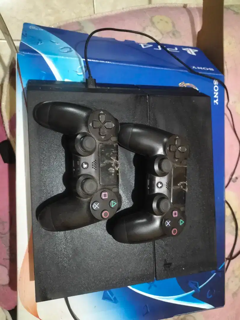 PlayStation 4 / PS 4