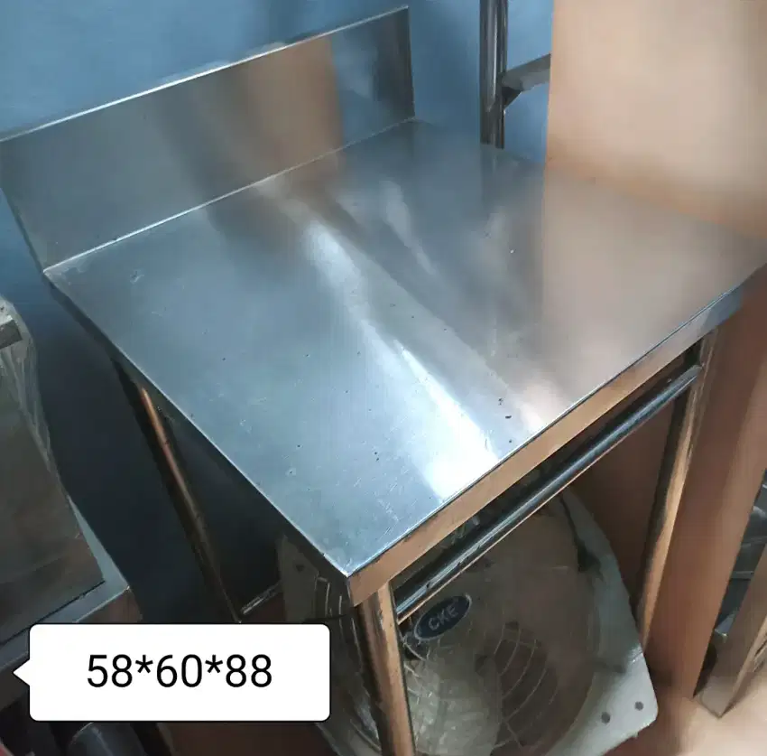 Meja stainless kecil