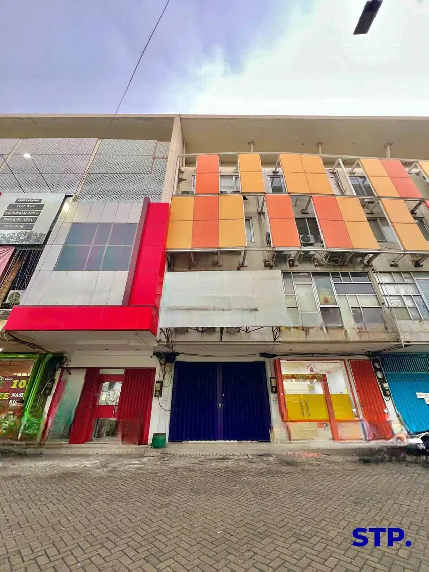 Jual, Ruko 4 lantai di komplek ICON 21 MERR