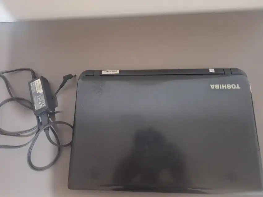 JUAL LAPTOP TOSHIBA SATELITE C55 MURAH!! NEGO!! COD ONLY