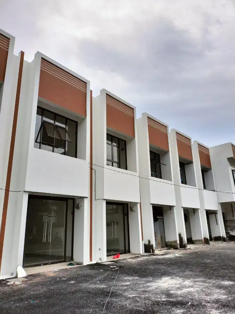 Ruko Modern 2 Lantai - di Jl. Batu Ampar III, Condet Jakarta Timur