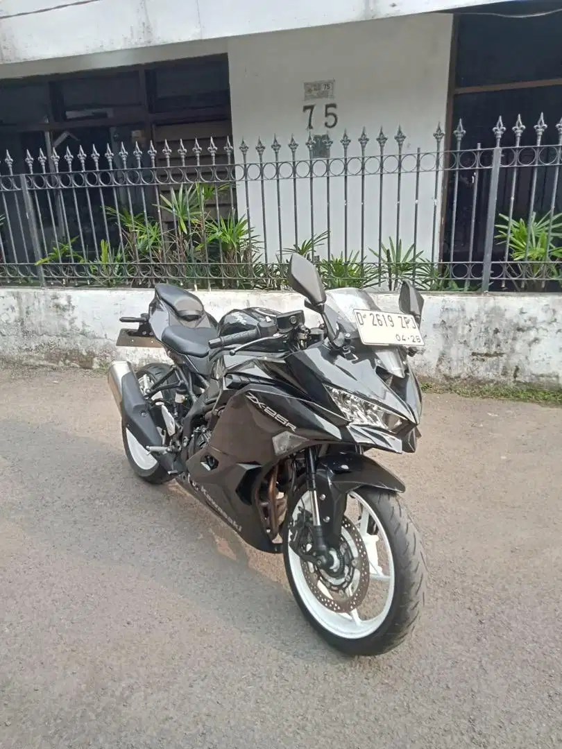Kawasaki ninja zx25R