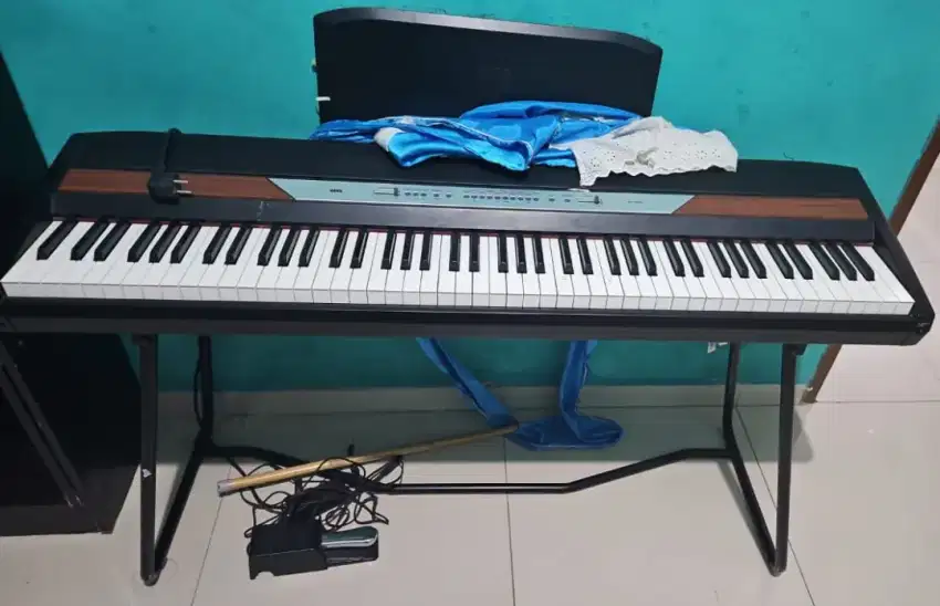 Piano KORG SP-250