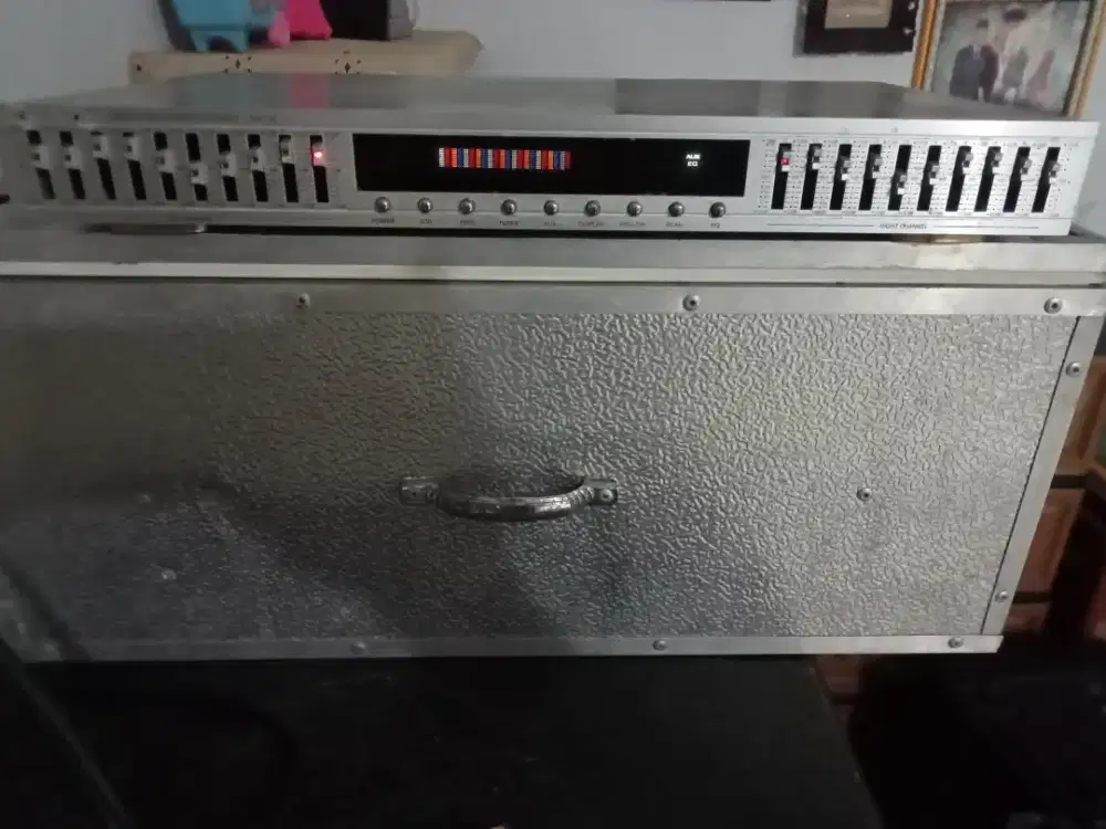 Ekualizer digital musik