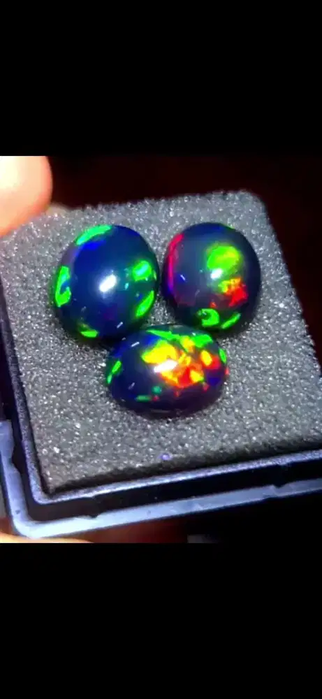 Batu Kalimaya Black Opal Jarong paketan bacan permata