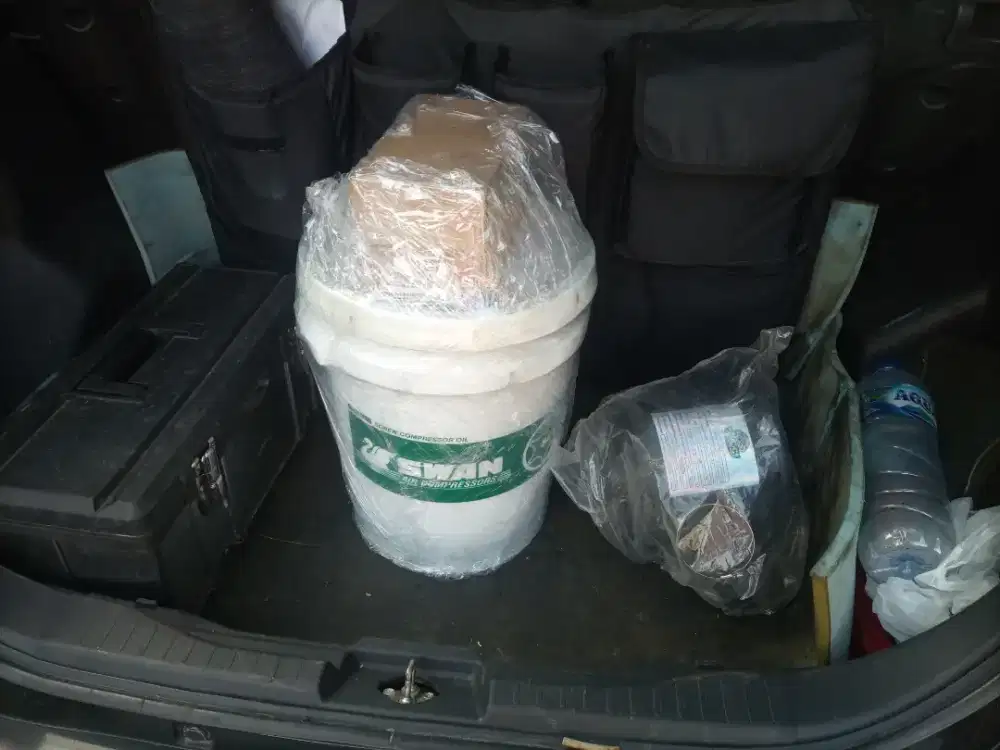 Oli screw kompresor swan original