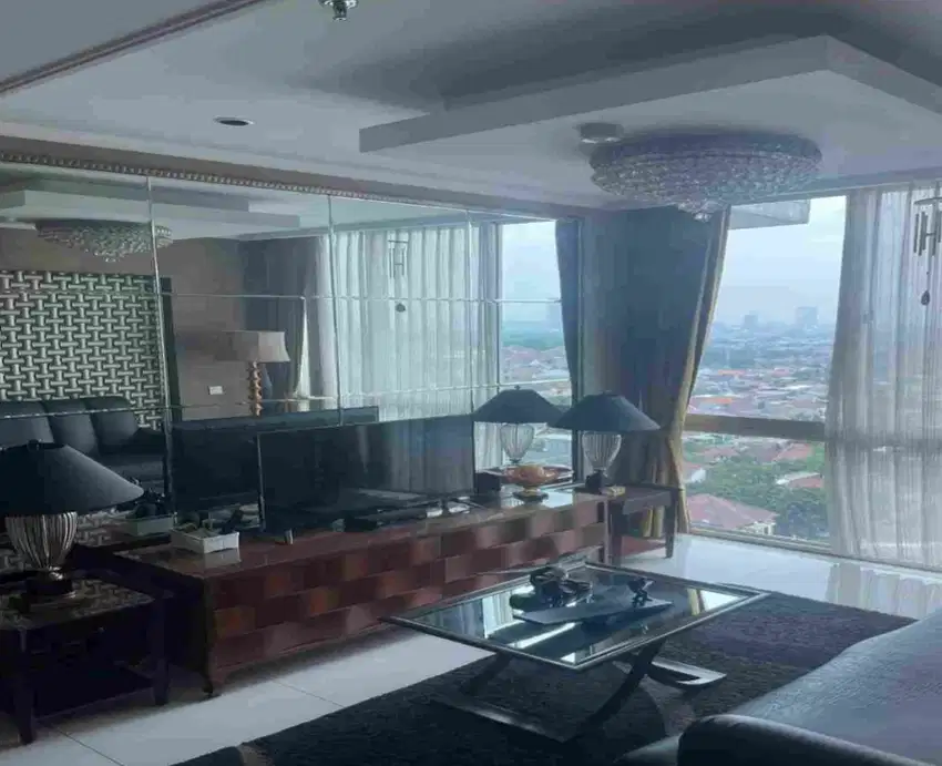 Apartment Ciputra World Surabaya, Tower Via