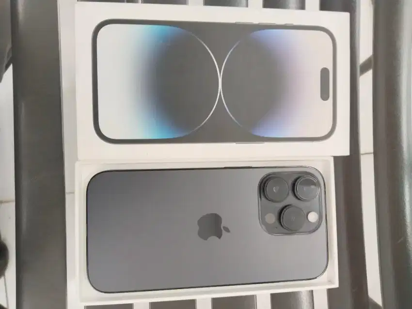 Iphone 14 Pro 256Gb Beacukai Setara dengan Ibox masih mulusss BH 85%