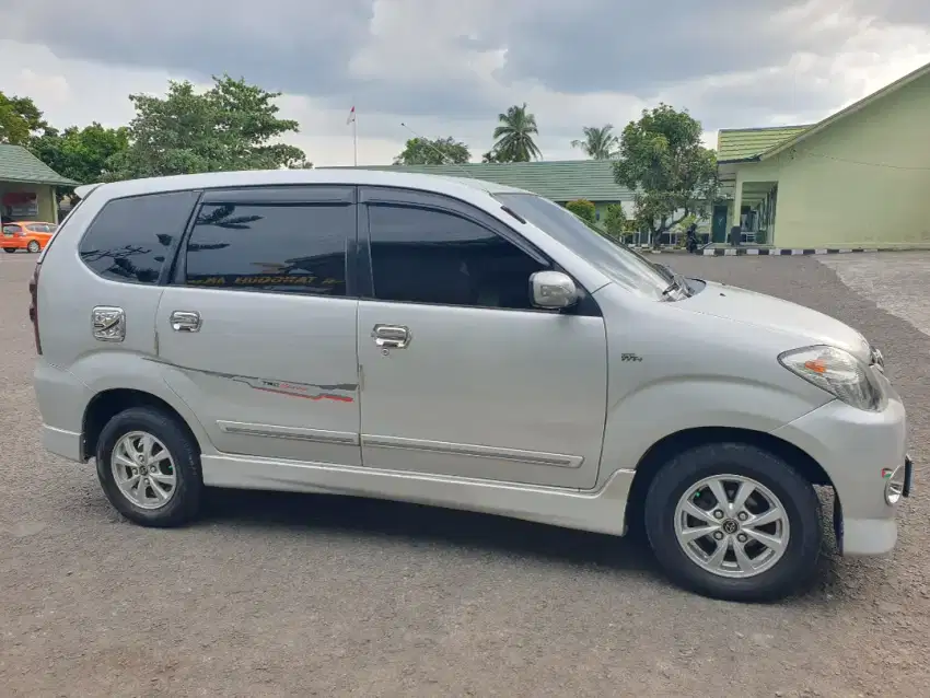 AVANZA 2011 TIPE.S MATIC