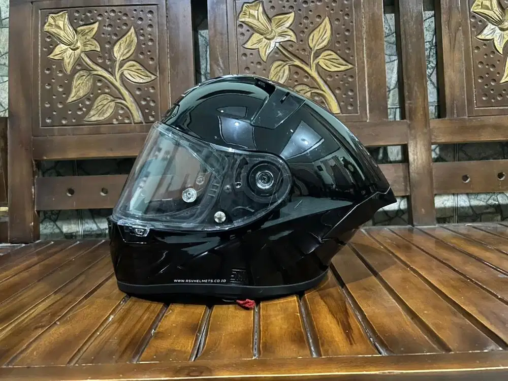Helm RSV Ffs21 mulus jarang pakai