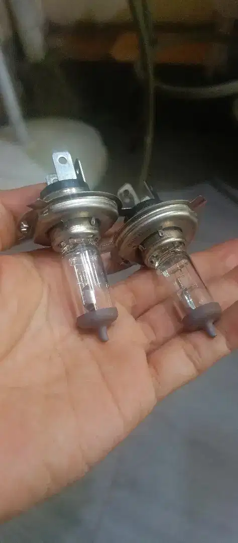 Bohlam Mobil 12V 60/55 watt Made in Germany