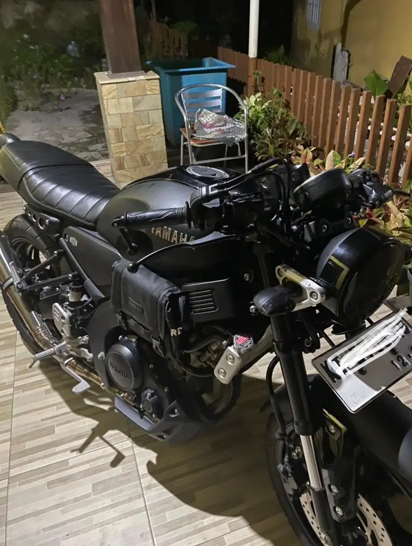 Motor Yamaha XSR