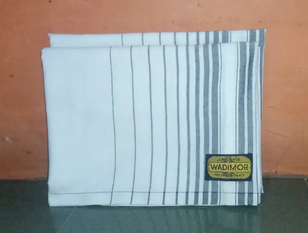 Sarung Wadimor Cantik