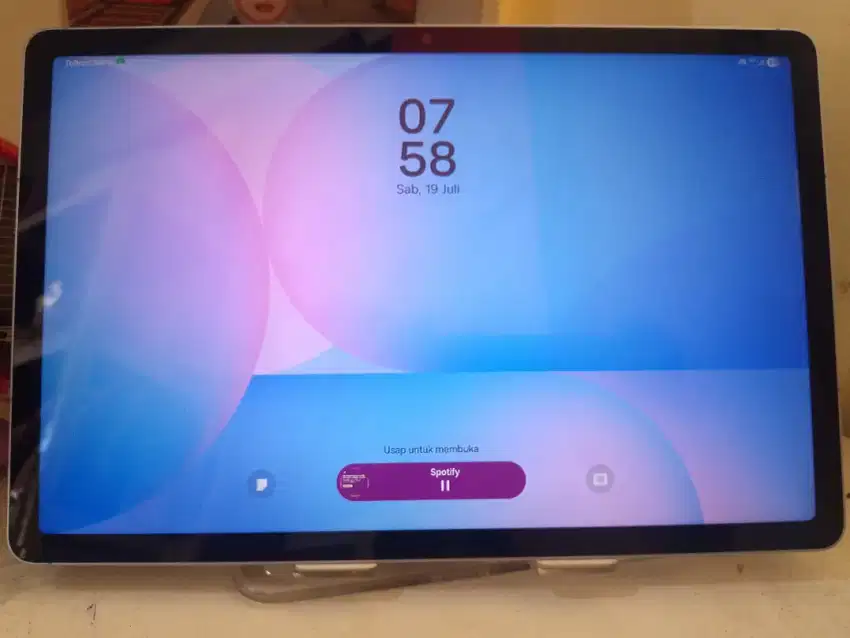 Samsung galaxy tab S10 FE 5G blue