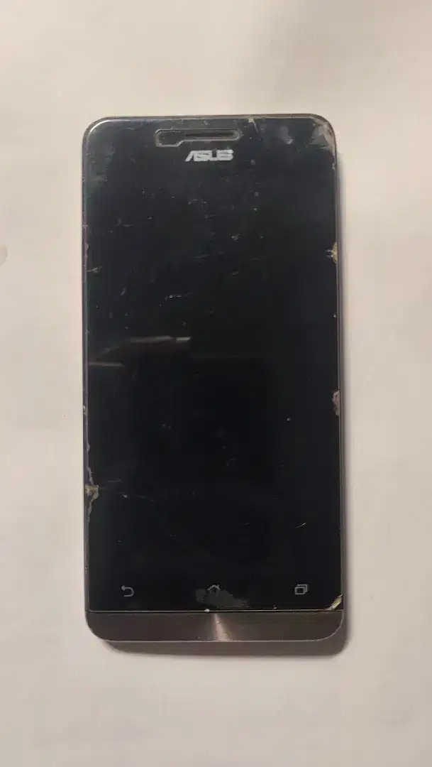 HP Asus Zenfone 5