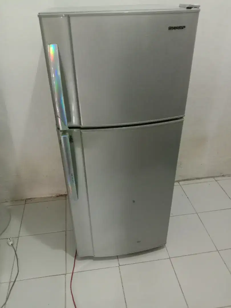 kulkas Sharp 2 pintu