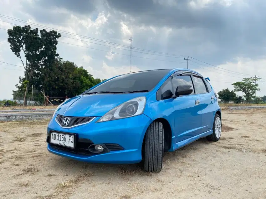 JAZZ RS METIC 2011 like new