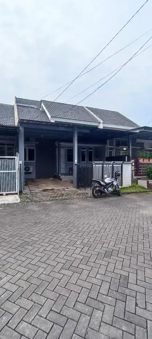 DiJual cepat Rumah siap huni di Kemang Indah Regency