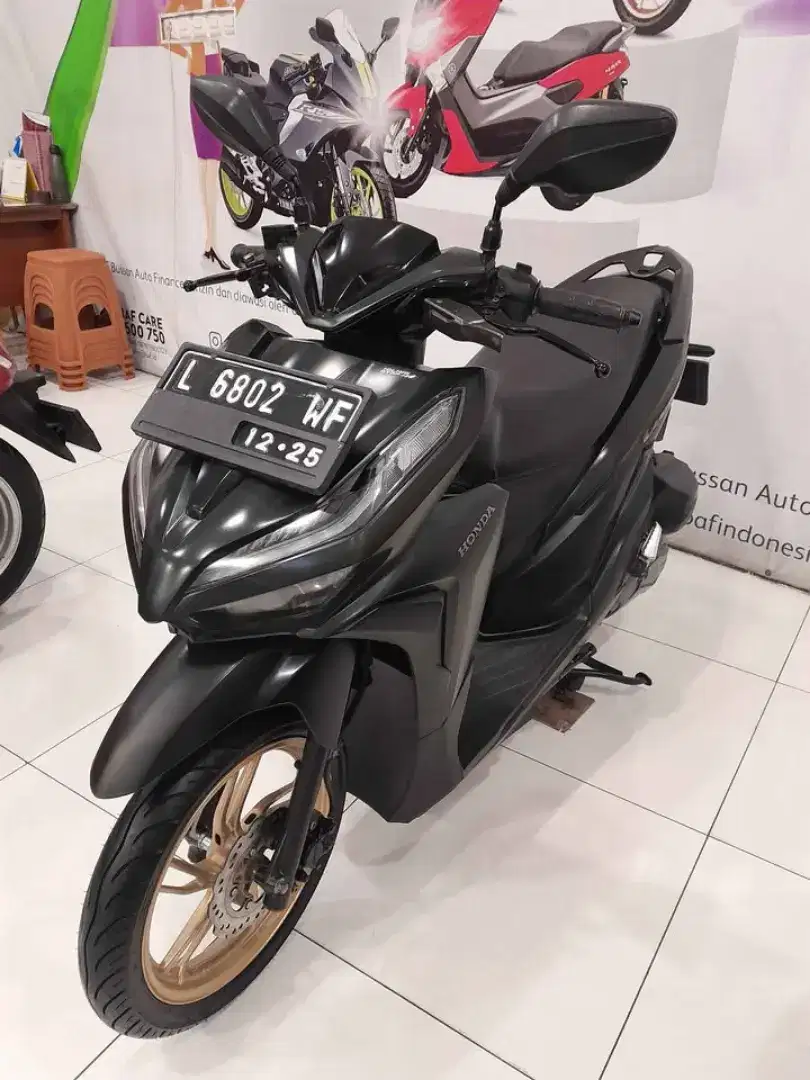 HONDA VARIO 150 EXC 2020 GOLD