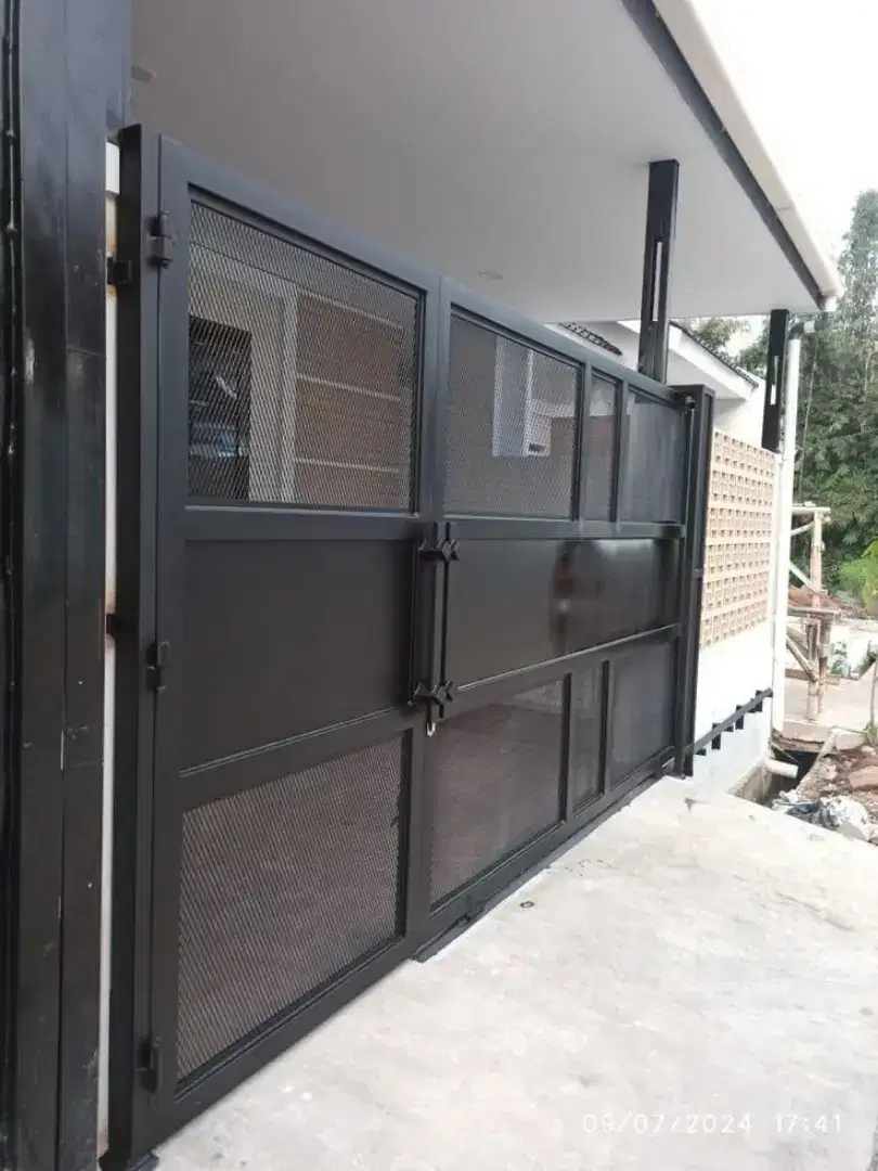 Bengkel las Lampung tralis kanopi pintu pagar gerbang tangga