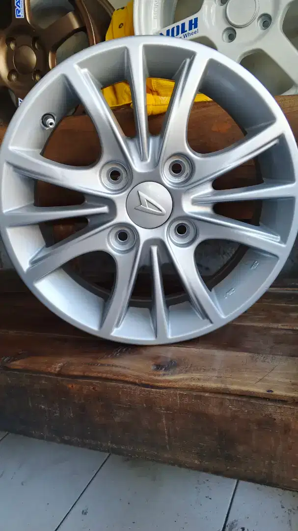 Velg OEM Xenia Allnew
