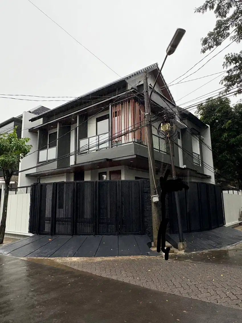 DIJUAL RUMAH DI GRIYA LOKA BSD
