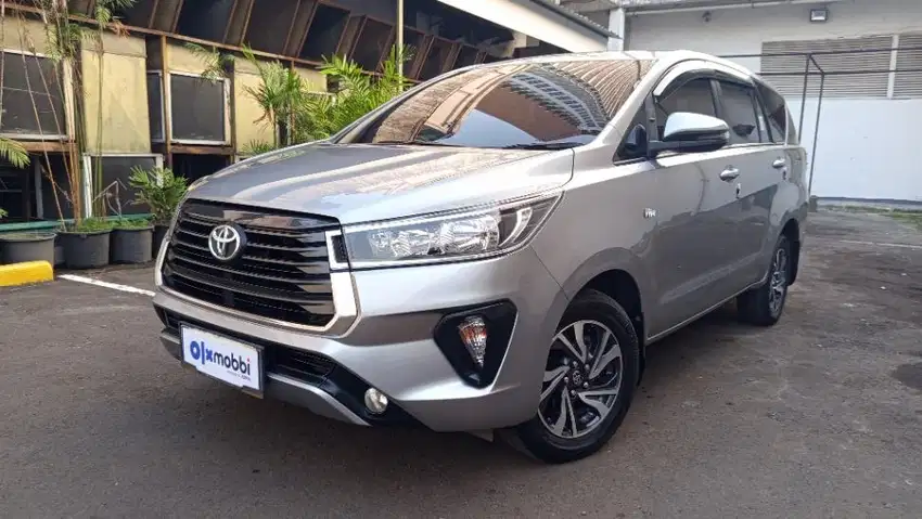 DP Rendah  13JT Toyota Kijang Innova 2.0 G Bensin-MT 2020 Silver