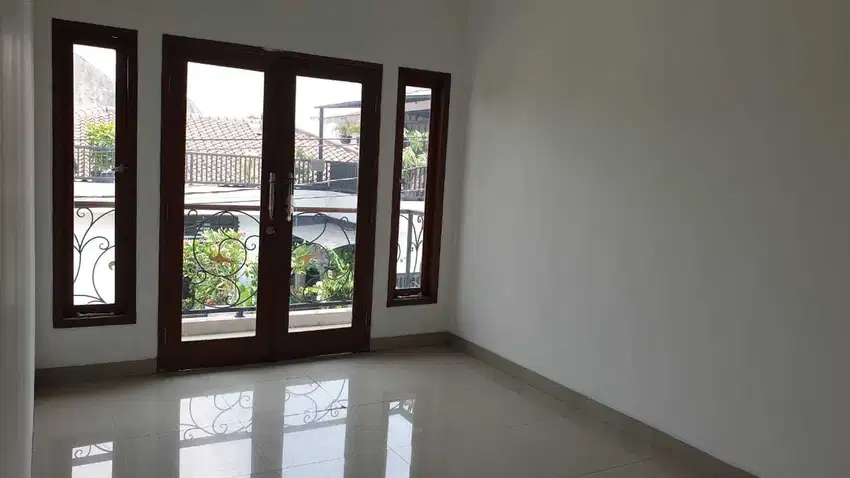 DIJUAL RUMAH 2 LANTAI – CAMAN UTARA, BEKASI BARAT