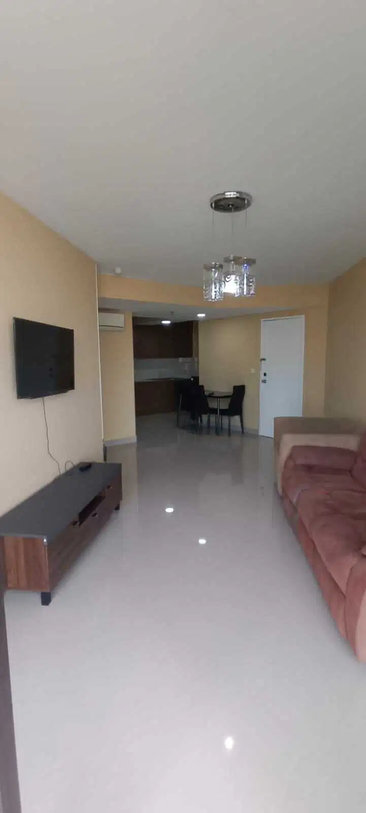 Disewakan Apartemen Taman Rasuna 2BR, Luas 74m2