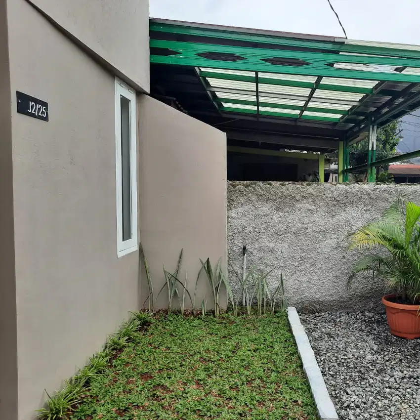 Dijual Rumah Lokasi Strategis Dekat Pintu TOL BORR dan St.KRL