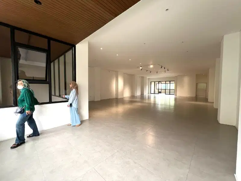 Disewakan tempat usaha cocok untuk restoran di Fatmawati