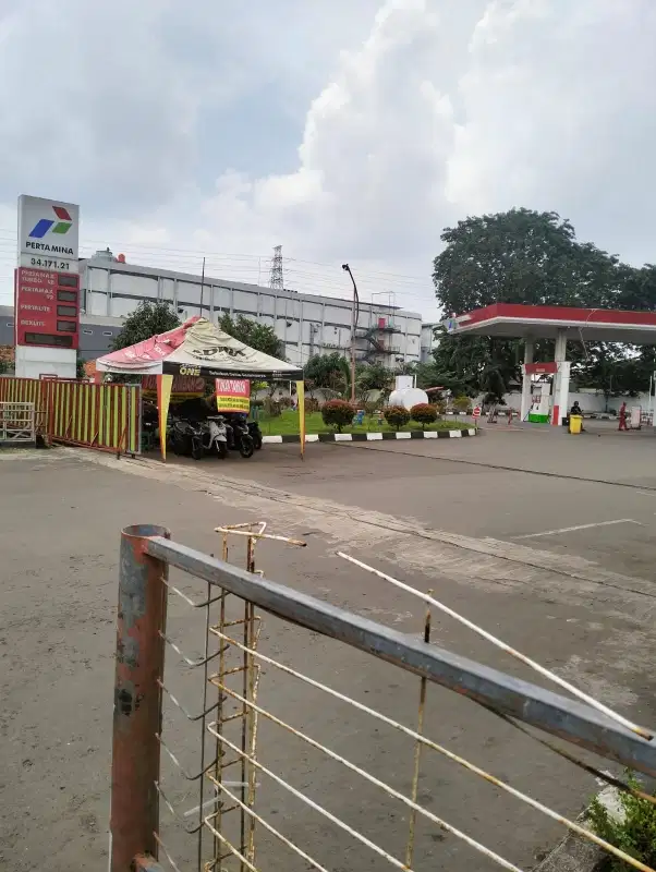 Dijual POM Bensin (masih beroperasi) di Jln Kaliabang Bekasi Utara