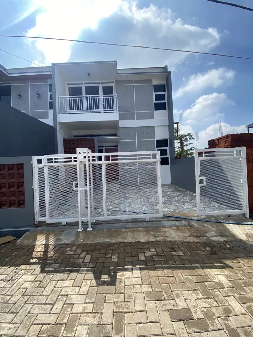 Rumah Baru 2 Lantai Dekat Tol Cileunyi Kampus Jatinangor Bandung Timur
