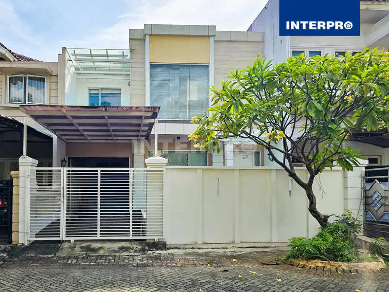 Rumah Siap Huni Dijual Taman Villa Meruya Sangat Tenang LT 180m2