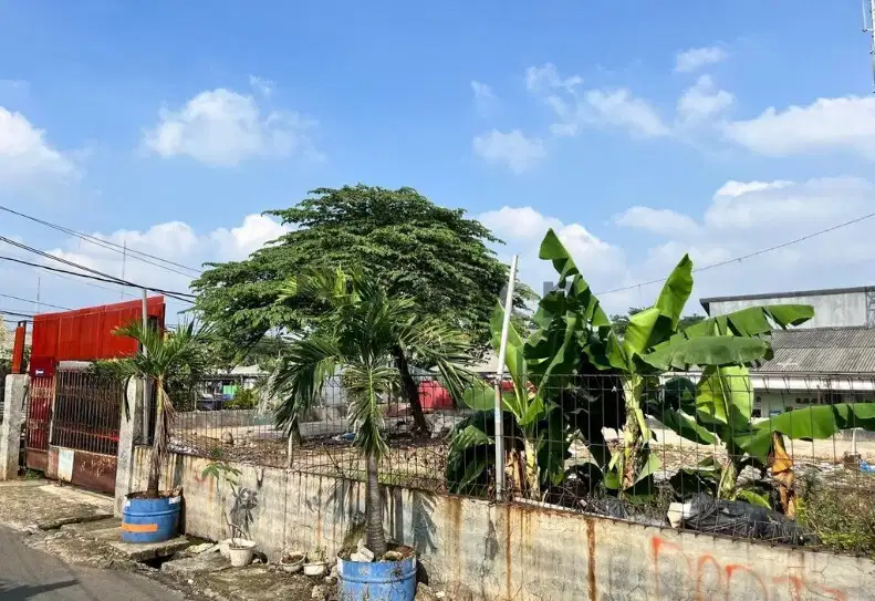 Tanah Posisi Hoek SHM Kembangan Jakarta Barat