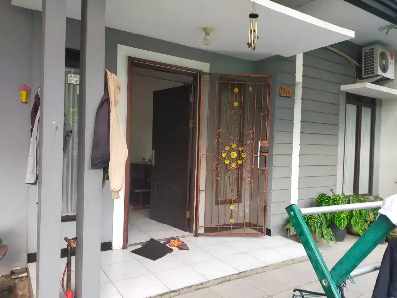 Jual Rumah Siap Huni di Taman Holis Indah Bandung