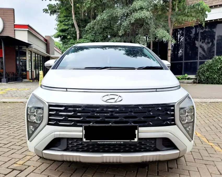 TERMURAH HYUNDAI STARGAZER PRIME 1.5 MATIC 2023 PUTIH