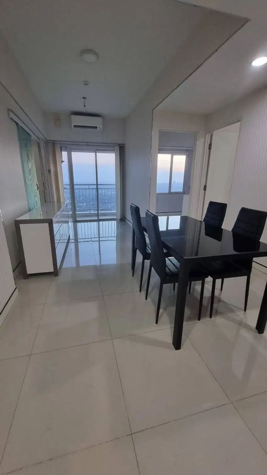 JUAL SEWA APARTEMEN ORCHARD TOWER 3BR SEMI FURNISHED HIGH FLOOR