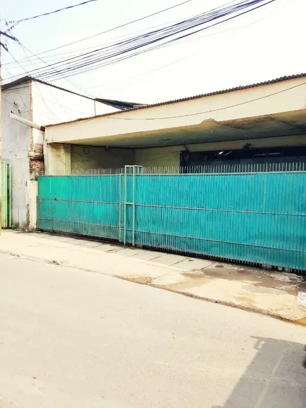 Dijual Rumah tua, di Jatinegara, Jakarta timur